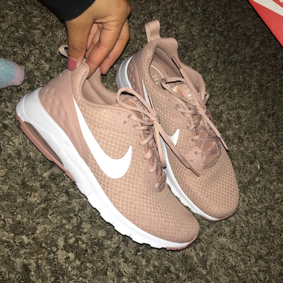 Nike Shoes - Women’s Nike Airmax’s